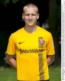 Fussball, 3. Liga, Saison 2014 15, SG Dynamo Dresden, Mannschaftsfototermin, Freitag (11.07.14), Trainingsplatz Grosser Garten. Marvin Stefaniak. RM001