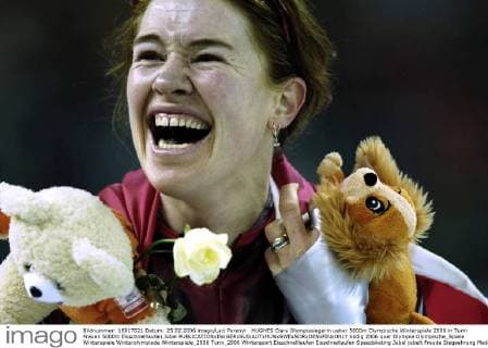 HUGHES Clara Olympiasiegerin ueber 5000m Olympische Winterspiele 2006 in Turin Frauen 5000m Eisschnelllaufen Jubel 
