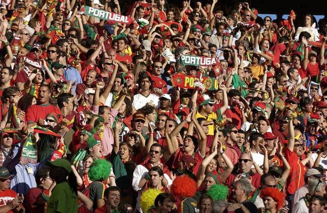 Fußball, EM Finale 2004 in Lissabon, Portugal - Griechenland 0:1 FUSSBALLFANS FAN FANS Fussball UEFA Fussball Europameisterschaften 2004 in Portugal Copyright 