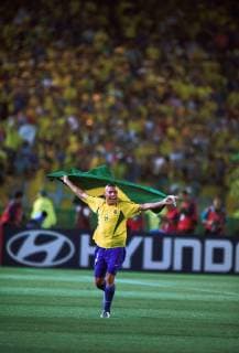 RONALDO Finale Team_Brazil Weltmeister FIFA Fussball Weltmeisterschaften 2002 in JAPAN_KOREA FINALE Finalspiel Deutschland_Brasilien in Tokyo Stadion Yokohama Fussball Finale Jubel 