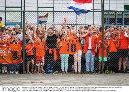 Dutch fans at Rotterdam Airport where the Netherlands arrived after the World Cup in Brazil on July 13, 2014 in Rotterdam, The Netherlands. Netherlands Arrival Rotterdam 2013 2014 xVIxxIVx 2450692