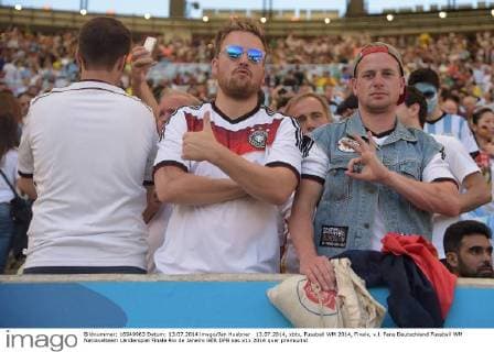 13.07.2014, xbtx, Fussball WM 2014, Finale, v.l. Fans Deutschland