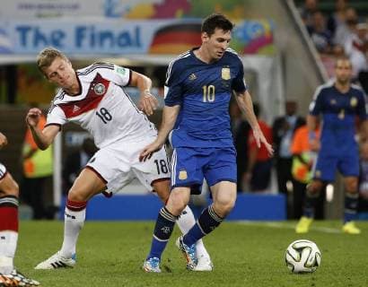 Rio de Janeiro, World Cup 2014 final between Germany and Argentina. In this picture, Toni Kroos and Lionel Messi. xJOSExANTONIOxSANZx 