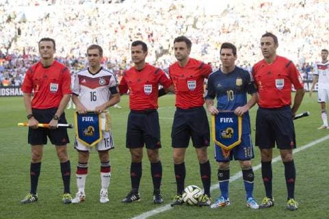 Philipp Lahm (GER), Lionel Messi (ARG), JULY 13, 2014 - Football Soccer : FIFA World Cup Brazil 2014 Final match between Germany 1-0 Argentina at the Maracana stadium in Rio de Janeiro, Brazil. Noxthirdxpartyxsales  (ptmb061699)