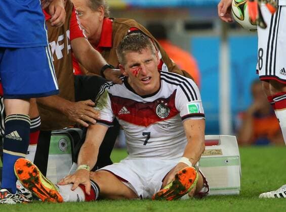 ITAR-TASS: RIO De Janeiro,. JULY 13, 2014. Germany s Bastian Schweinsteiger injured in the 2014 FIFA World Cup final match against Argentina at Maracana Stadium. The German team won the game 1:0 in extra time.  Aufmacher RE14A20E