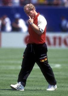 VOGTS Berti Bundestrainer Team Deutschland ausgeschieden FIFA Fussball Weltmeisterschaften 1994 in USA Viertelfinale Deutschland-Bulgarien in New York Fussball am 10 Juli 1994 in New Jersey 