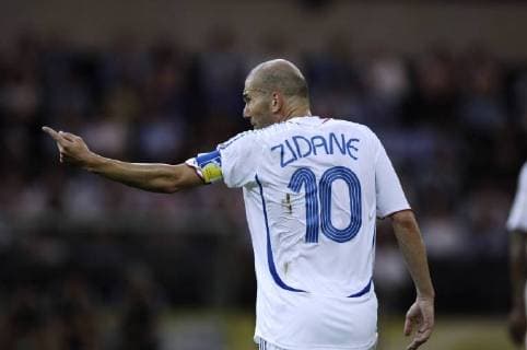 ZIDANE Zinedine Team_Frankreich FIFA_Fussball Weltmeisterschaften 2006 in Deutschland Fussball Finale Italien-Frankreich im Berliner Olympiastadion 
