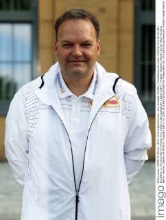 Nico Schaefer Schäfer Kaufmännischer Leiter Portrait Portraet Porträt Einzelbild 1. FC Union Berlin Fototermin zweite 2. Bundesliga DFL 16.07.2014 Fußball Fussball Stadion an der Alten Försterei Berlin Herren Saison 2014 2015