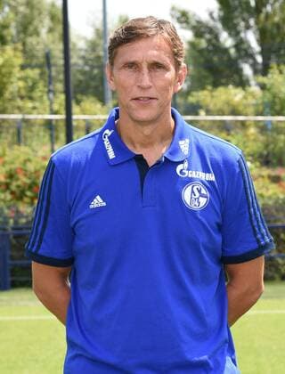 17.07.2014, Fussball, Saison 2014-2015, 1. Bundesliga, Offizieller Mannschafts und Portrait Termin des FC Schalke 04 in Gelsenkirchen, , Torwarttrainer Holger Gehrke (Schalke 04)