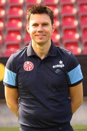 DR. STEFAN MATTYASOVSZKY MAINZ 05 1. BUNDESLIGA SAISON 2014 15 MAINZ 