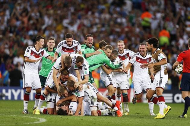 Germany team group (GER), JULY 13, 2014 - Football Soccer : Germany players celebrate after winning FIFA World Cup 2014 Final match between Germany and Argentina at the Maracana stadium in Rio de Janeiro, . Noxthirdxpartyxsales  ( heha013661)