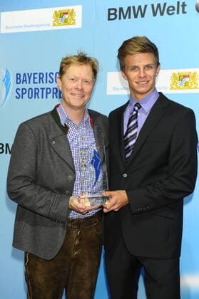 Andreas Wellinger und Dieter Thoma Bayerische Sportpreis 2014 Ehrung, Auszeichnung. Preis BMW-Welt München 19. Juli 2014