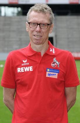 Fussball-Bundesliga, Deutschland, Herren, Saison 2014 2015, Mannschafts-Fototermin, 1. FC Köln: Trainer Peter Stöger (FC Köln). Einzelbild, Portrait, Porträt.