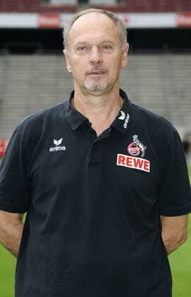 Fussball-Bundesliga, Deutschland, Herren, Saison 2014 2015, Mannschafts-Fototermin, 1. FC Köln: Zeugwart Kresimir Ban (FC Köln). Einzelbild, Portrait, Porträt.