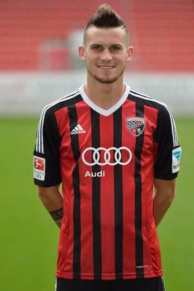 Pascal Gross (FC Ingolstadt), Einzelbild, FC Ingolstadt 04, Fussball, Männer, , 2. Bundesliga, Saison 2014 2015