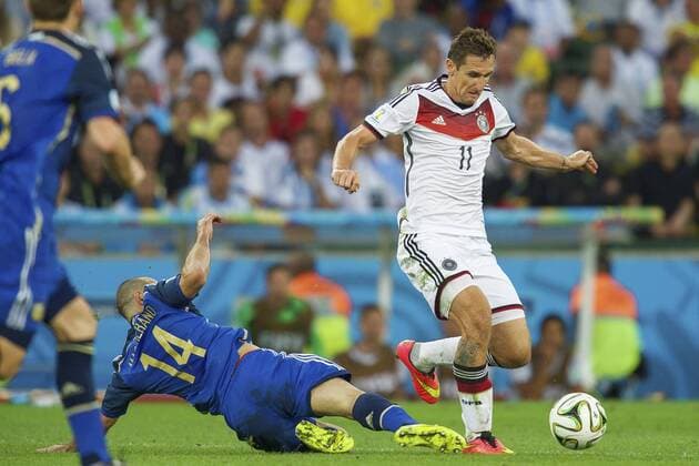 (L-R) Javier Mascherano of Argentina, Miroslav Klose of Germany during the final of the FIFA World Cup 2014 on July 13, 2014 at the Maracana stadium in Rio de Janeiro, Brazil. Germany v Argentina FIFA World Cup final 2013 2014 xVIxxIVx 2479297