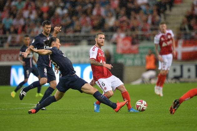 Zlatan IBRAHIMOVIC - ANTOINE DEVAUX FOOTBALL : Reims vs PSG - Ligue 1 - 08 08 2014 AnthonyBIBARD FEP Panoramic 