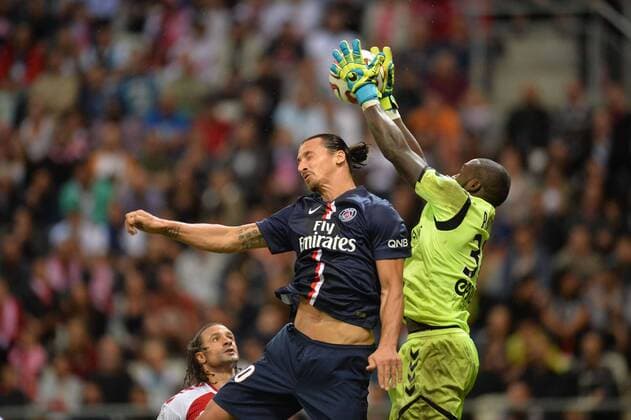 Zlatan IBRAHIMOVIC - JOHNY PLACIDE FOOTBALL : Reims vs PSG - Ligue 1 - 08 08 2014 AnthonyBIBARD FEP Panoramic 