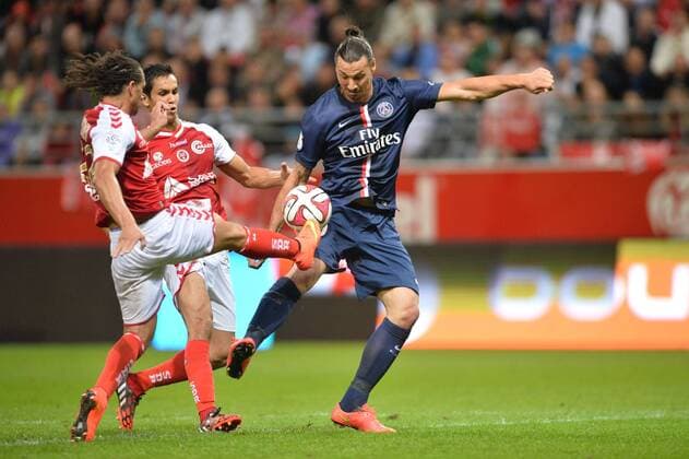Zlatan IBRAHIMOVIC - AISSA MANDI FOOTBALL : Reims vs PSG - Ligue 1 - 08 08 2014 AnthonyBIBARD FEP Panoramic 