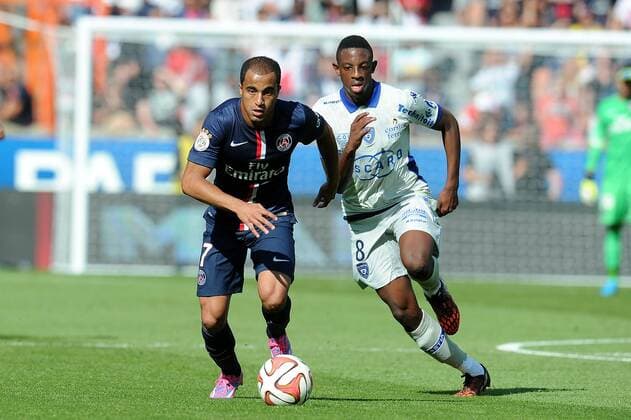 El Hadji Ba (Bastia) Lucas Moura (PSG) FOOTBALL : PSG vs Bastia - Ligue 1 - 16 08 2014 N.LeGouic FEP Panoramic 