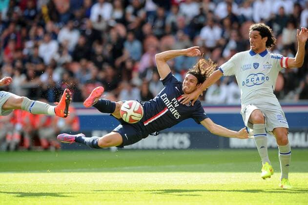 Francois Modesto (Bastia) but Edinson Cavani (PSG) FOOTBALL : PSG vs Bastia - Ligue 1 - 16 08 2014 N.LeGouic FEP Panoramic 