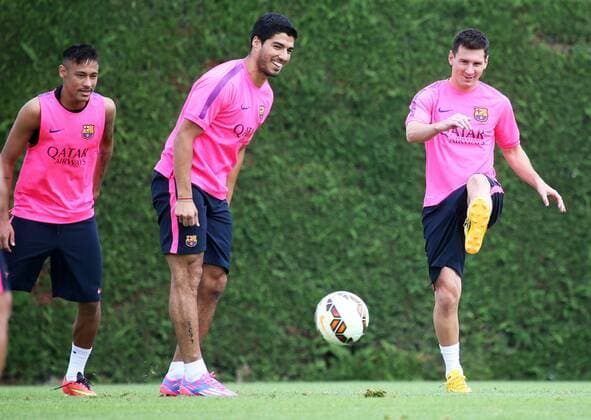 BARCELONA -17 agosto- ESPANA: Neymar Jr., Luis Suarez Y Leo Messi en el entrenamiento del FC Barcelona, celebrado en la Ciudad Deportiva Joan Gamper, el 17 de agosto del 2014. 
