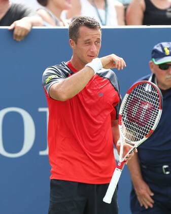 US Open 2014, USTA Billie Jean King National Tennis Center, Flushing Meadows, New York, ITF Grand Slam Tennis Tournament, Philipp Kohlschreiber (USA) schaut enttaeuscht,Emotion,Aktion,Einzelbild,Halbkoerper,Querformat,