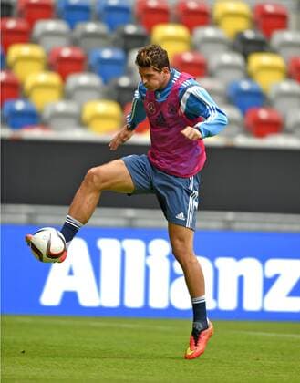 02.09.2014, Fussball Deutsche Nationalmannschaft, Training vor dem Spiel gegen Argentinien, in der ESPRIT-Arena Düsseldorf. Mario Gomez (Deutschland) am Ball. 