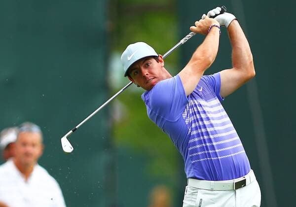 September 04 2014: Rory McIlroy tees off from the second tee box during the first round of the BMW Championship PGA Golf Herren Tour at Cherry Hills Country Club in Englewood, CO. GOLF: SEP 04 PGA Golf Herren - BMW Championship - First Round Icon140904076 EDITORIAL USE ONLY