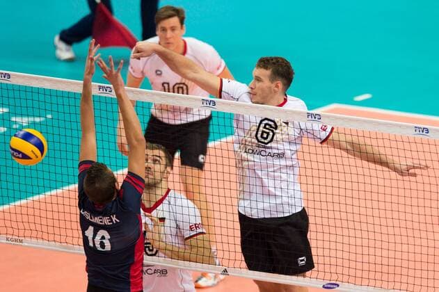 05.09.2014, Spodek, Kattowitz Volleyball, FIVB Volleyball Men s World Championship 2014, Deutschland (GER) vs. Tunesien (TUN) Block Hamza Nagga ( 10 TUN) - Angriff Denis Kaliberda ( 6 GER)