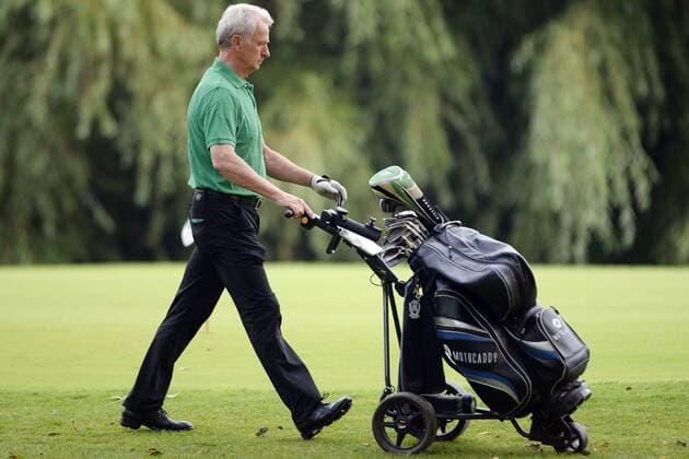 Stiftungs-Trophy Borussia Moenchengladbach --- Golf --- Charity --- 05.09.2014 Rainer Bonhof (Vizepräsident Moenchengladbach), privat, beim Golfen, Freisteller, Einzelbild