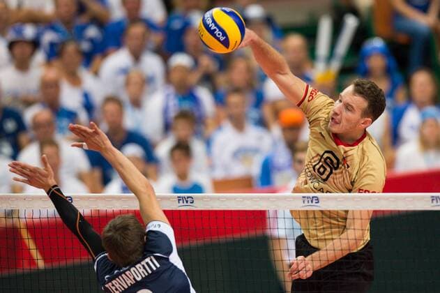 06.09.2014, Spodek, Kattowitz Volleyball, FIVB Volleyball Men s World Championship 2014, Deutschland (GER) vs. Finnland (FIN) Block Eemi Tervaportti ( 2 FIN) - Angriff Denis Kaliberda ( 6 GER)