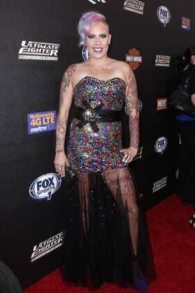Bec Rawlings CELEBRITES : Premiere d Ultimate Fighter (FOX) - Hollywood - 09 09 2014 ChrisElise PanoramicUSA 