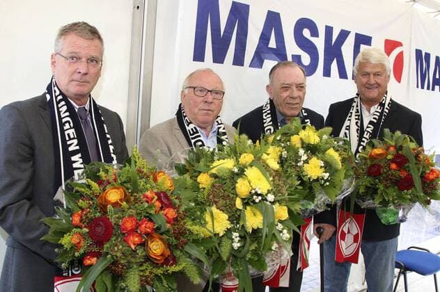 Holger Hieronymus, Uwe Seeler, Max Lorenz, Özcan Arkoc bei der Ehrung von HSV Spielern für besondere Verdienste in der Vereinsgeschichte auf dem HSV-Walk of Fame vor der Imtech Arena. Hamburg, 09.09.2014 xgbrcix xFuturexImage