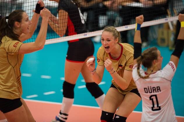 11.09.2014, Halle Berg Fidel, Münster Volleyball, Länderspiel Laenderspiel, Deutschland vs. Belgien Jubel Christiane Fürst Fuerst ( 11 GER), Louisa Lippmann ( 3 GER), Lenka Dürr Duerr ( 1 GER)