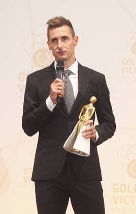 Miroslav Klose erhält den Integrationspreis Goldene Victoria der Deutschlandstiftung im Auswärtigen Amt am 11.09.2014 in Berlin. Miroslav Klose erhält Integrationspreis Goldene Victoria in Berlin