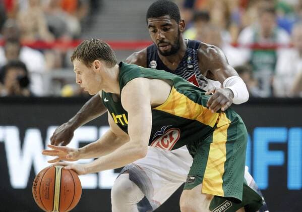USA s Kyrie Irving (b) and Lithuania s Martynas Pocius during 2014 FIBA Basketball World Cup Semi-final match.September 11,2014.  (19089736)
