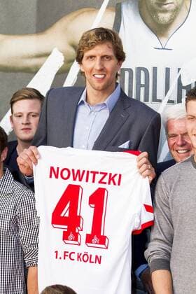 Dirk Nowitzki bei der Weltpremiere von Nowitzki - Der perfekte Wurf im Cinedom am 16.09.2014 in Köln. Weltpremiere von Nowitzki - Der perfekte Wurf in Köln