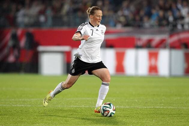 Fussball, Frauen WM-Qualifikation, Deutschland - Republik Irland, v.li.: Melanie Behringer (Deutschland) Freisteller, Einzelbild, Aktion, Action xmrx
