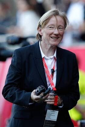 Fussball, Frauen WM-Qualifikation, Deutschland - Republik Irland, v.li.: Annette Seitz (DFB Pressesprecherin der Frauen) xfsx