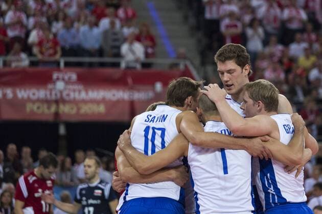 MÅö Siatkarzy 2014 - Polska - Rosja Ph: Dariusz Stepien East News FIVB Volleyball Men s World Championship Poland 2014. Poland vs. Russia on September 18.09.2014 in Lodz, Poland In the picture: Team Russia celebrating a point  EN_01145942_0016