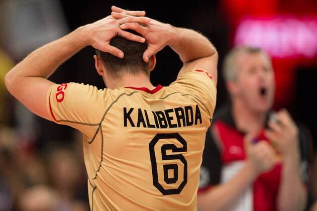 20.09.2014, Spodek, Kattowitz Volleyball, FIVB Volleyball Men s World Championship 2014, Halbfinale, Deutschland (GER) vs. Polen (POL) Denis Kaliberda ( 6 GER) enttäuscht enttäuscht traurig