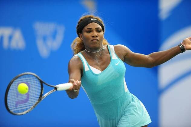 Serena Williams of the United States returns a shot during the Women s singles match at the WTA Tennis Damen Wuhan Open tennis tournament in Wuhan capital of central China s Hubei Province, on Sept. 23, 2014. ) (djj) (SP)CHINA-WUHAN-TENNIS-WUHAN OPEN-WILLIAMS HaoxTongqian 