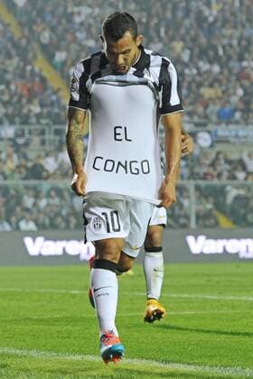 Carlos Tevez jubelt mit El Congo Schriftzug auf dem Tshirt - 27-09-2014 - Serie A Atalanta Bergamo - Juventus Turin giuseppexceleste