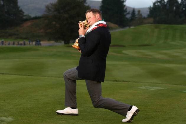 GOLF - PGA, Ryder Cup 2014 PERTHSHIRE,SCOTLAND,28.SEP.14 - GOLF - PGA Golf Herren Tour, Ryder Cup, Auchterarder Golf Club. Image shows Jamie Donaldson (ENG). Keywords: trophy. 