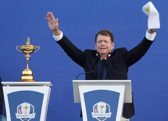 USA captain Tom Watson concedes defeat after the United States were defeated by sixteen and a half points to eleven and a half points on the final day of the 2014 Ryder Cup in Gleneagles,Scotland on September 28, 2014.  LON2014092836