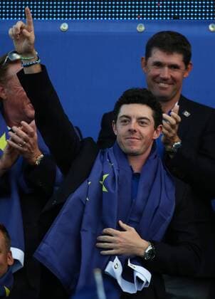 GOLF - PGA, Ryder Cup 2014 PERTHSHIRE,SCOTLAND,28.SEP.14 - GOLF - PGA Golf Herren Tour, Ryder Cup, Auchterarder Golf Club, Team Europe. Image shows the rejoicing of Rory McIlroy. 