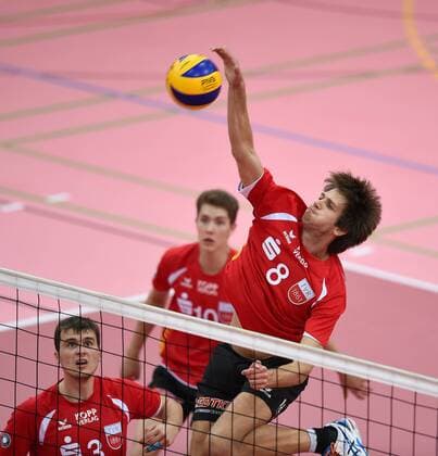 Volleyball 1. Bundesliga Saison 2014 2015 Testspiel 03.10.2014 in Tuebingen TV Rottenburg - VSG Coburg Felix Isaak (re, TV Rottenburg) 