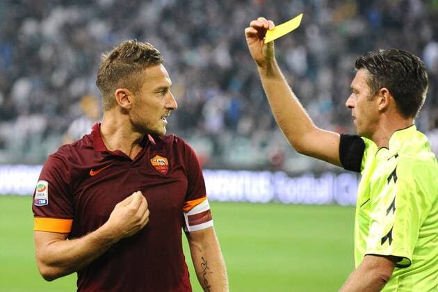 Ammonizione di Francesco Totti da parte dell arbitro Gianluca Rocchi. Yellow card for Francesco Totti after his celebration Torino 05-10-2014 Juventus Stadium, Football Calcio Serie A Juventus - AS Roma. Foto Andrea Staccioli Insidefoto andreaxstaccioli