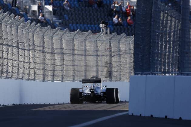 Motorsports: FIA Formula One World Championship 2014, Grand Prix of Russia, 44 Lewis Hamilton (GBR, Mercedes AMG Petronas F1 Team), xHOCHxZWEIx